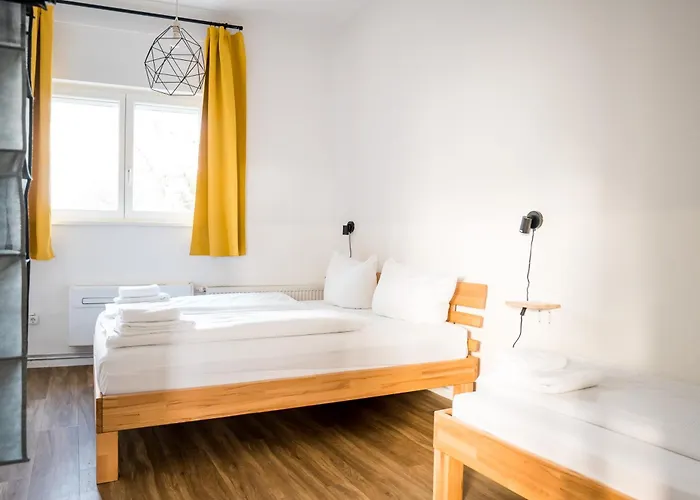 Apartman Three Bedroom Big Kitchen Selfcheckin Street Parking *