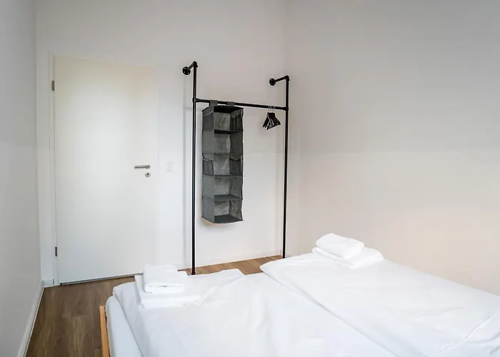 Apartamento Three Bedroom Big Kitchen Selfcheckin Street Parking *