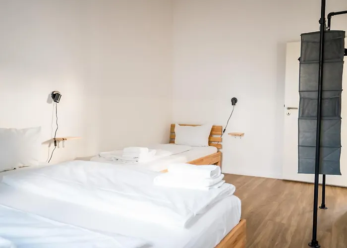 Apartamento Three Bedroom Big Kitchen Selfcheckin Street Parking *