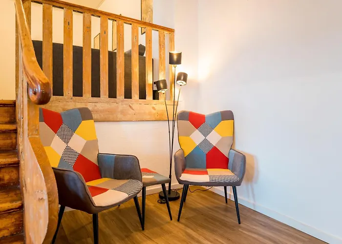 Three Bedroom Big Kitchen Selfcheckin Street Parking Apartment Berlin